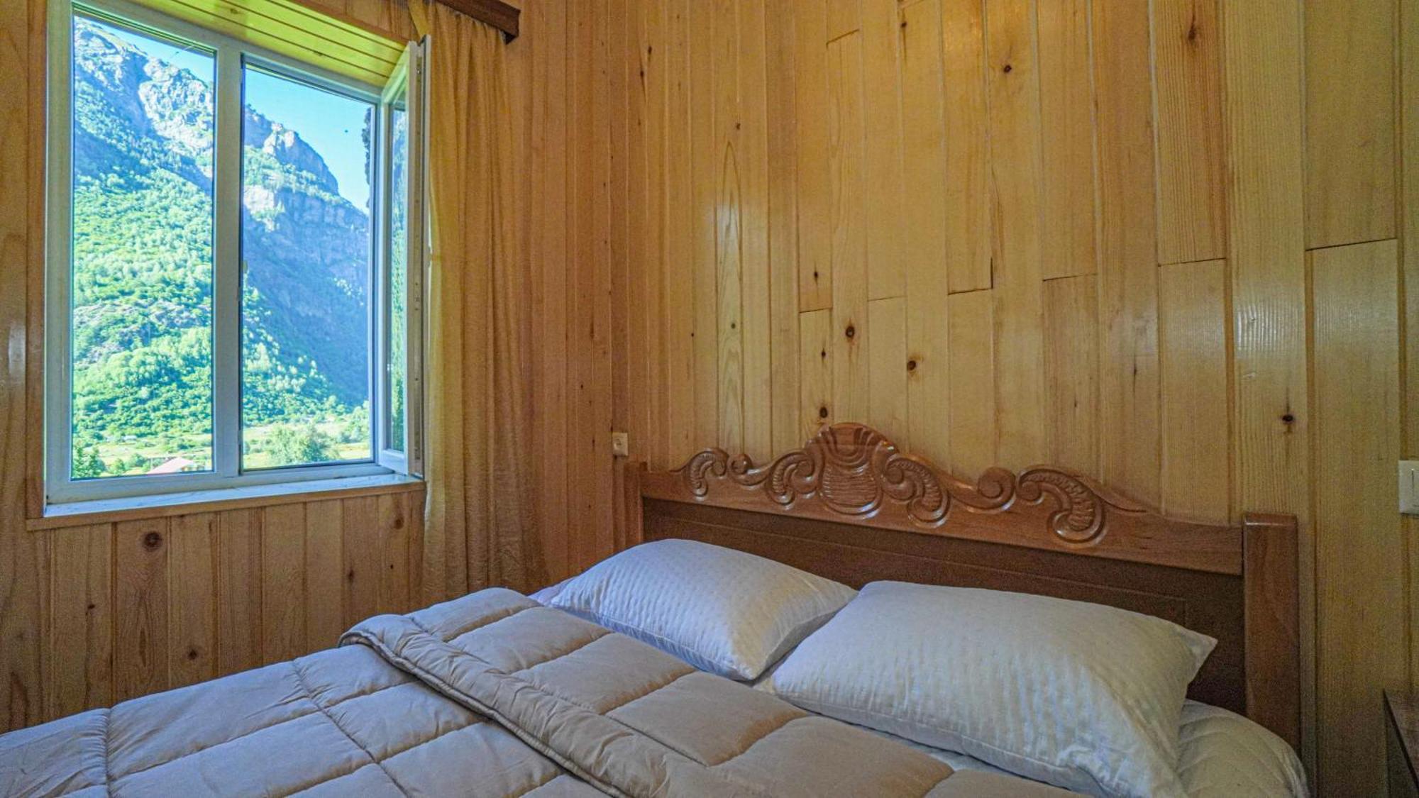Givi Kakhiani'S Guesthouse Zhabeshi Kültér fotó