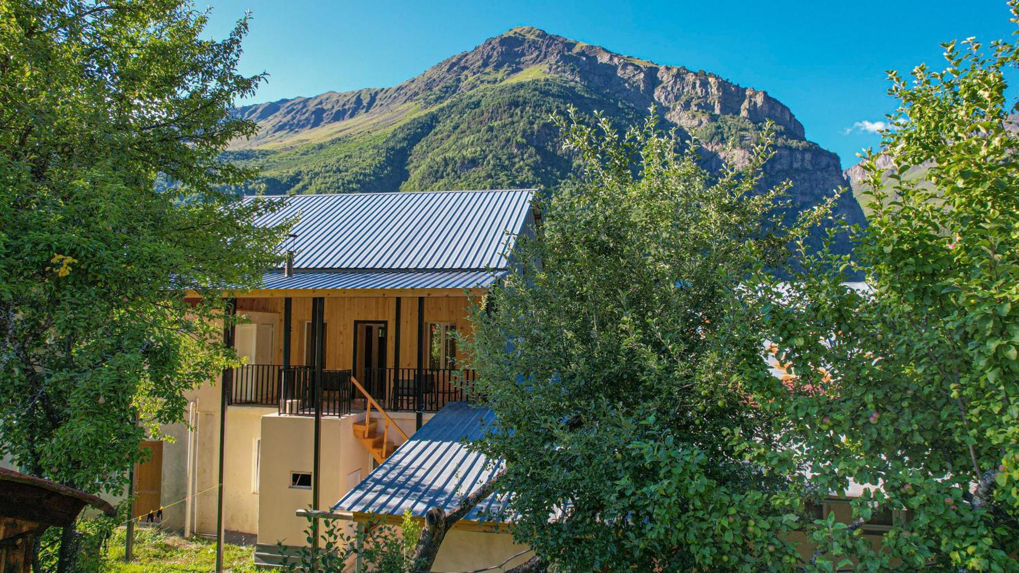 Givi Kakhiani'S Guesthouse Zhabeshi Kültér fotó