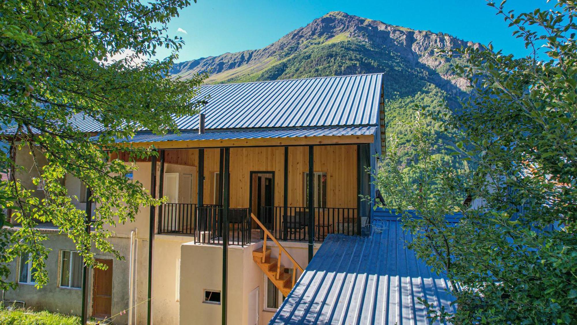 Givi Kakhiani'S Guesthouse Zhabeshi Kültér fotó