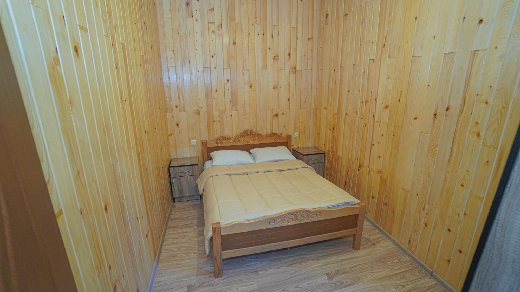 Givi Kakhiani'S Guesthouse Zhabeshi Kültér fotó