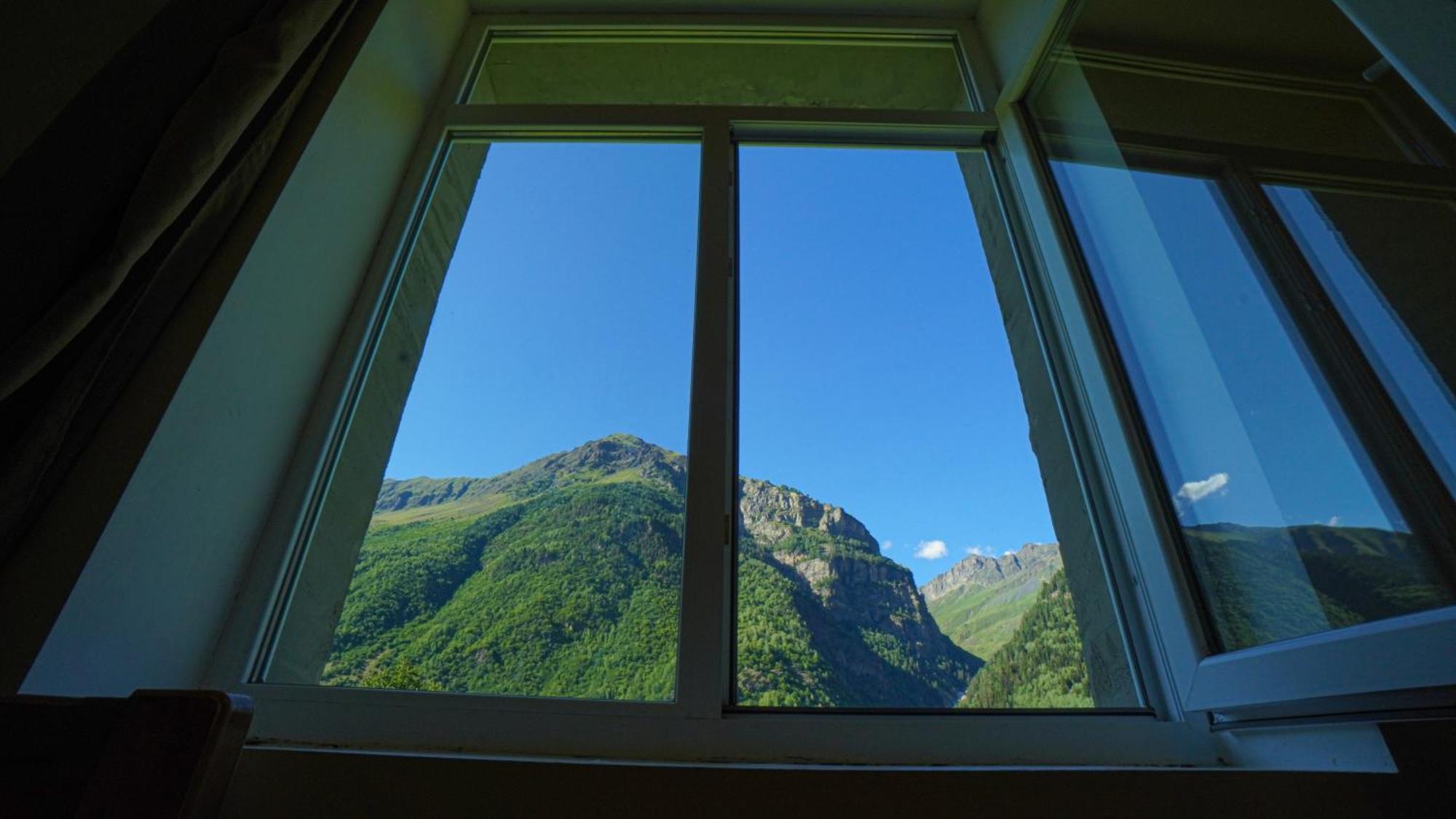 Givi Kakhiani'S Guesthouse Zhabeshi Kültér fotó