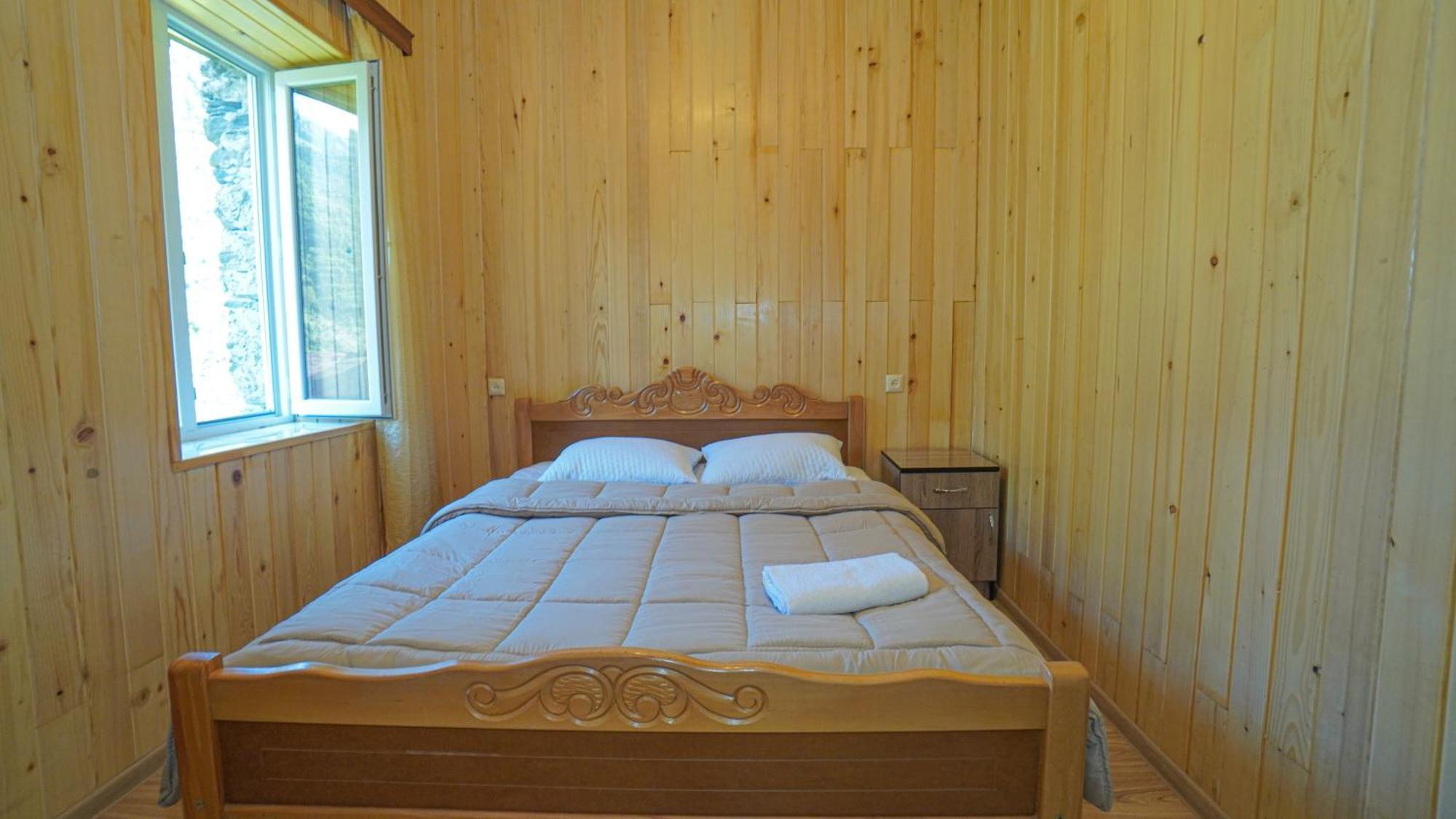 Givi Kakhiani'S Guesthouse Zhabeshi Kültér fotó