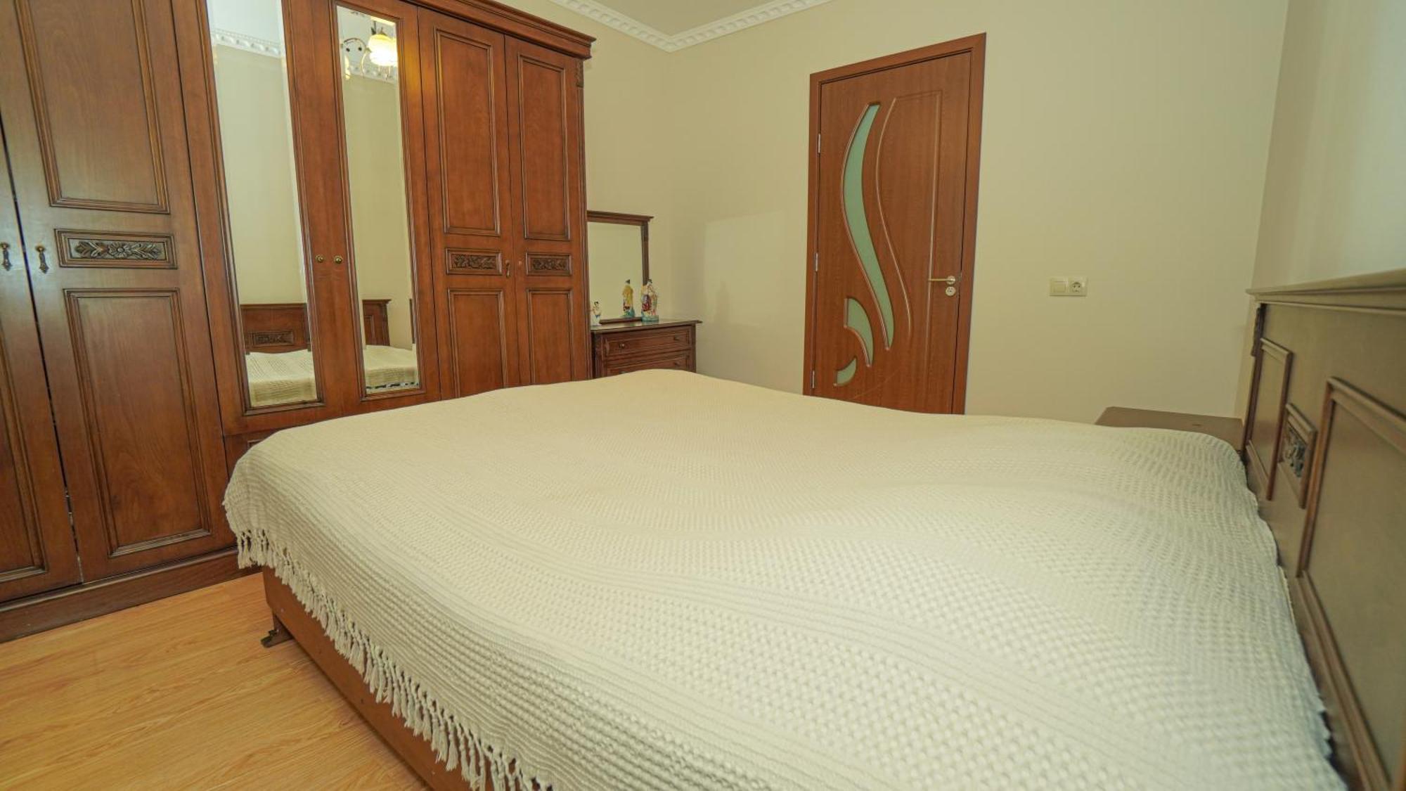 Givi Kakhiani'S Guesthouse Zhabeshi Kültér fotó